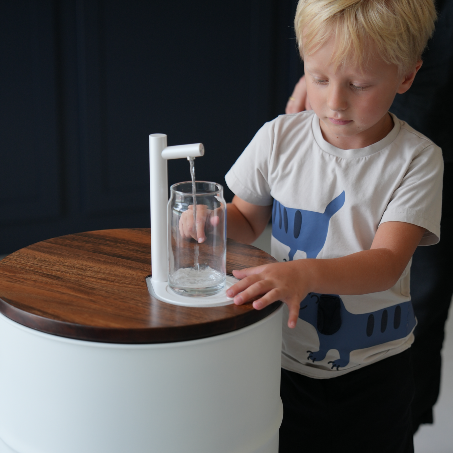 home essentials, kitchen decor, house warming gift | Elequatico